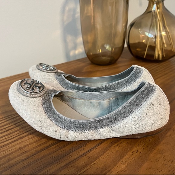 Tory Burch Caroline 2 Metallic Gray Suede Flats - Picture 4 of 11
